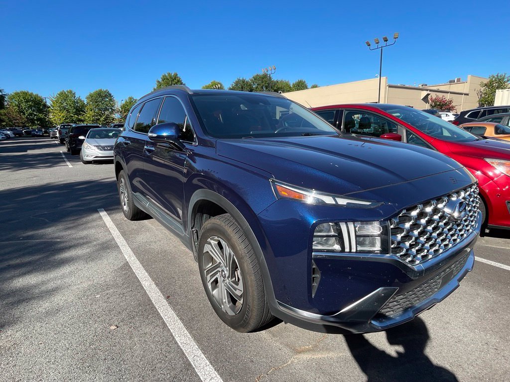 Used 2022 Hyundai Santa Fe SEL w/ Convenience + Premium Package AWD/4WD image 2
