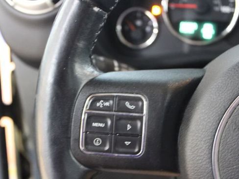 Used 2017 Jeep Wrangler Sahara w/ Dual Top Group AWD/4WD image 13