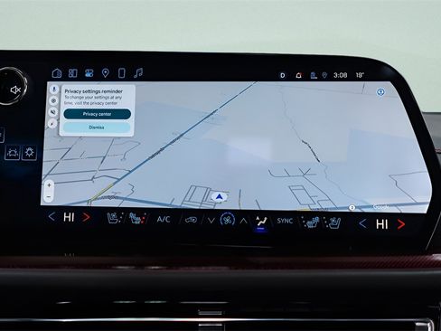 Used 2025 Chevrolet Traverse RS image 17