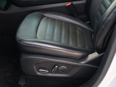 Used 2018 Ford Edge SEL w/ Equipment Group 201A image 14