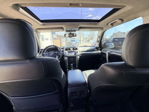 Used 2016 Toyota 4Runner SR5 Premium RWD image 11