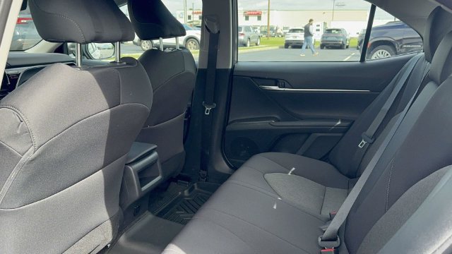 Used 2023 Toyota Camry LE FWD image 17