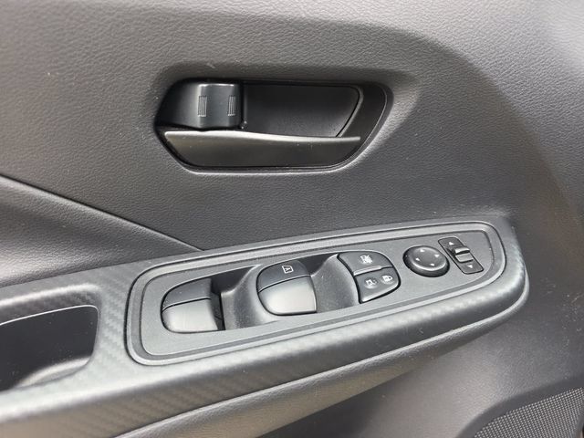 Used 2025 Nissan Versa S w/ Trunk Package FWD image 27