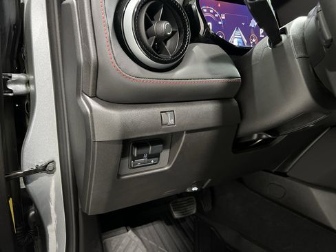 New 2025 Chevrolet Colorado Z71 image 15