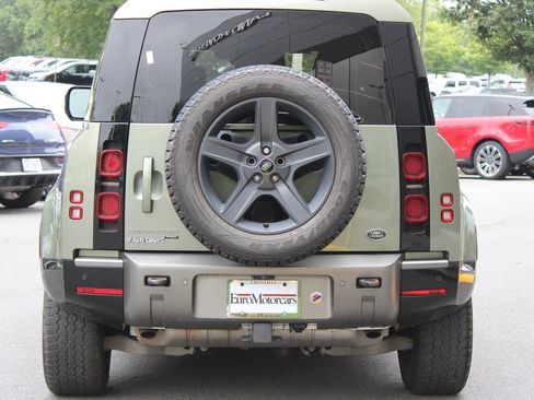 Used 2022 Land Rover Defender 90 X-Dynamic SE AWD/4WD image 4