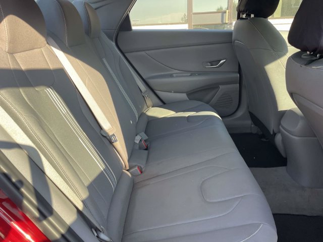 Certified 2023 Hyundai Elantra SEL FWD image 10
