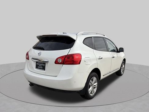 Used 2013 Nissan Rogue SV w/ Premium Pkg FWD image 6