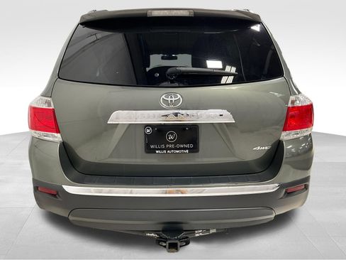 Used 2012 Toyota Highlander 4WD w/ Tech Pkg image 6