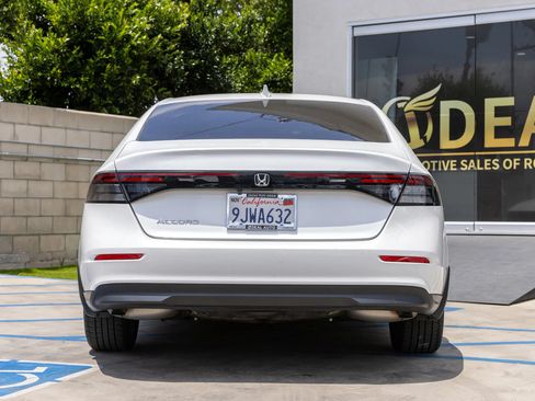 Used 2024 Honda Accord EX image 12