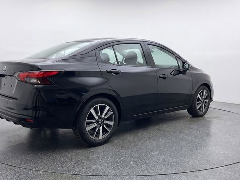 Used 2025 Nissan Versa SV FWD image 9