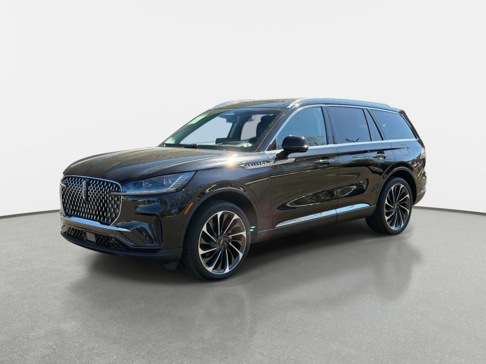 Used 2025 Lincoln Aviator Reserve w/ Equipment Group 201A AWD/4WD image 7