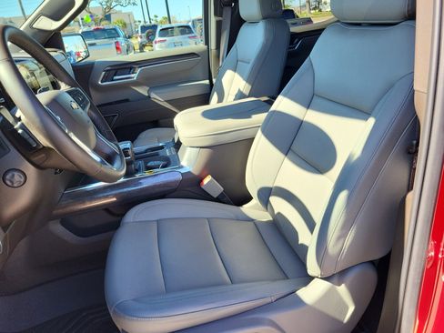 Used 2025 Chevrolet Silverado 1500 LTZ w/ Technology Package image 14