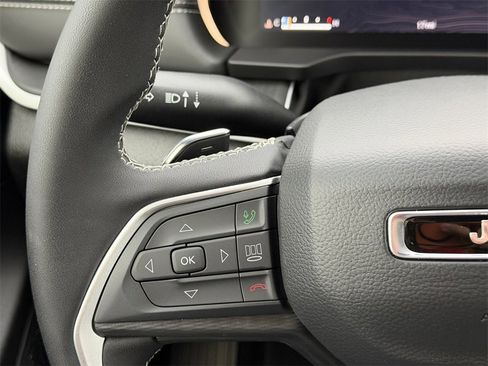 New 2025 Jeep Grand Cherokee Laredo X image 20