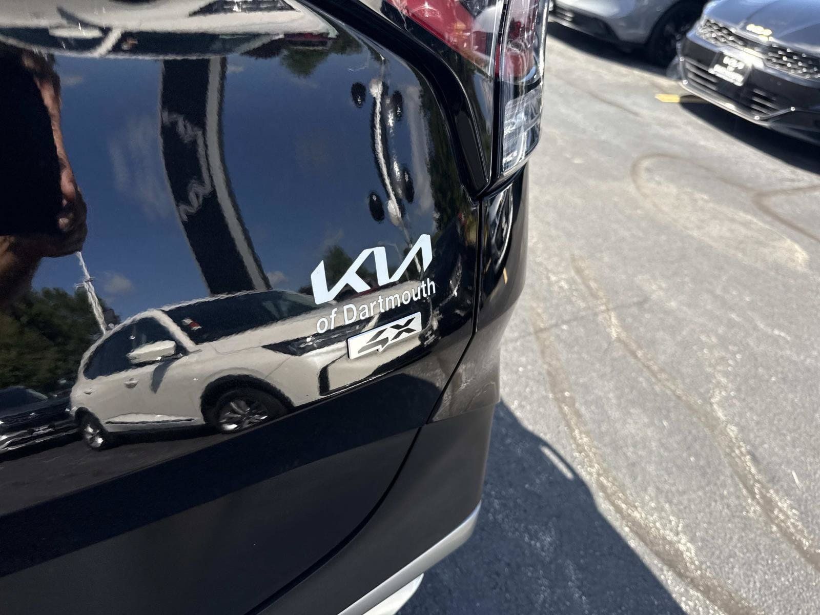 Used 2023 Kia Sportage LX AWD/4WD image 6