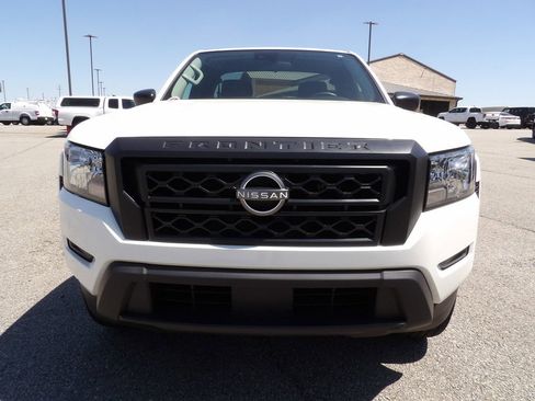 Used 2022 Nissan Frontier S image 12
