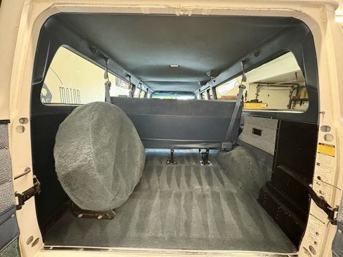 Used 1995 GMC G3500 Rally image 24