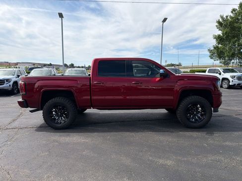 Used 2018 GMC Sierra 1500 SLT w/ SLT Premium Package AWD/4WD image 4