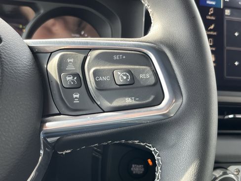 Used 2025 Jeep Wrangler Unlimited Sahara w/ Safety Group image 20