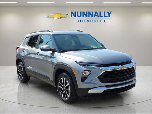 Used 2026 Chevrolet TrailBlazer LT w/ Convenience Package AWD/4WD image 7