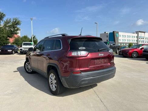 Used 2019 Jeep Cherokee Latitude w/ Popular Appearance Group FWD image 5