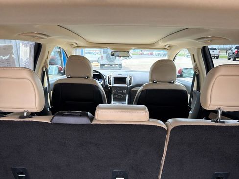 Used 2019 Ford Edge SEL w/ Equipment Group 201A image 15