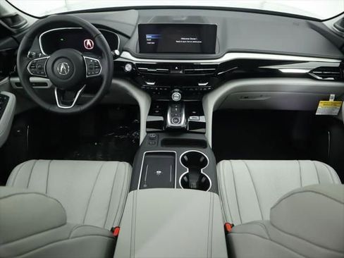 Used 2026 Acura MDX w/ Technology Package image 14