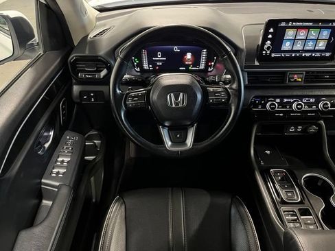 Used 2023 Honda Pilot Elite image 18