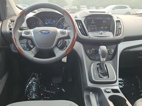 Used 2014 Ford Escape SE w/ Equipment Group 201A FWD image 14