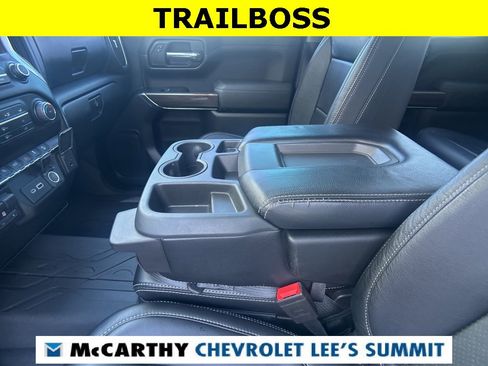Used 2019 Chevrolet Silverado 1500 LT Trail Boss image 28