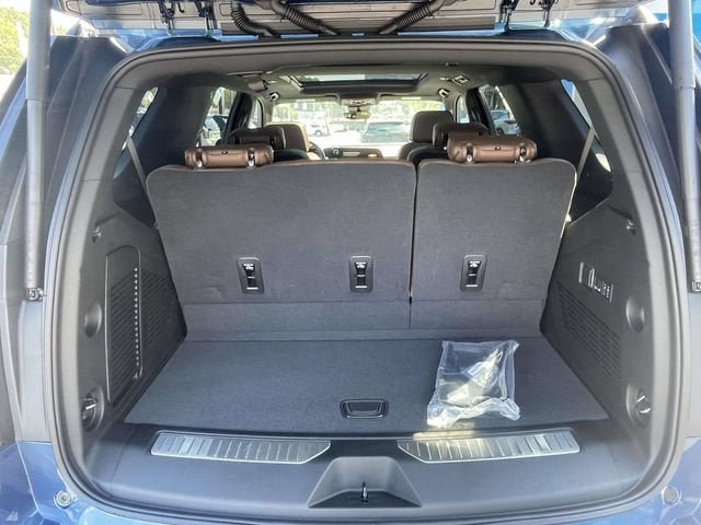 New 2026 Chevrolet Tahoe High Country AWD/4WD image 8
