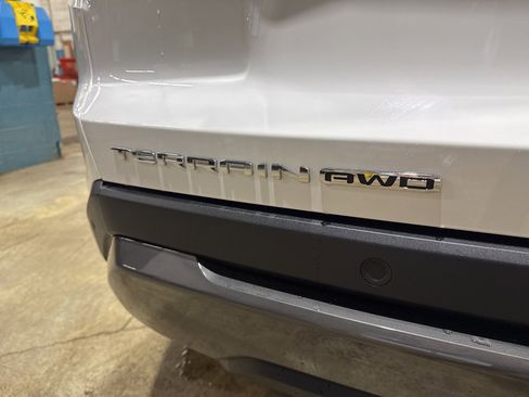 New 2026 GMC Terrain Elevation w/ Elevation Premium Package image 11