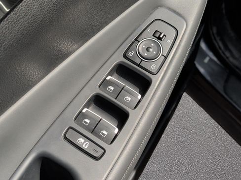 Used 2023 Hyundai Santa Fe SEL w/ Premium Package FWD image 9