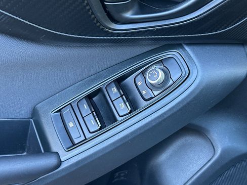 Used 2021 Subaru Crosstrek 2.0i Premium w/ Popular Package #5 image 12