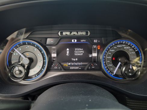 Certified 2019 RAM 1500 Limited RWD image 26