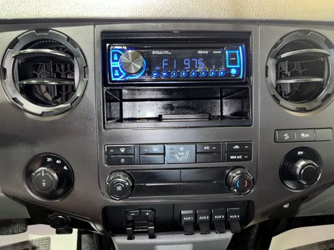 Used 2012 Ford F250 XL w/ PWR Equipment Group image 19