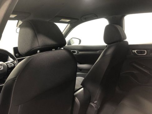 Used 2023 Honda Civic Sport image 16