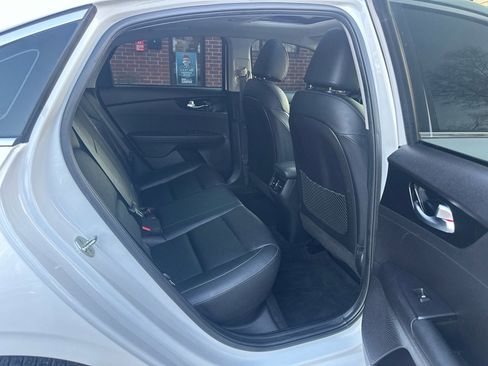 Used 2021 Kia Forte EX image 19