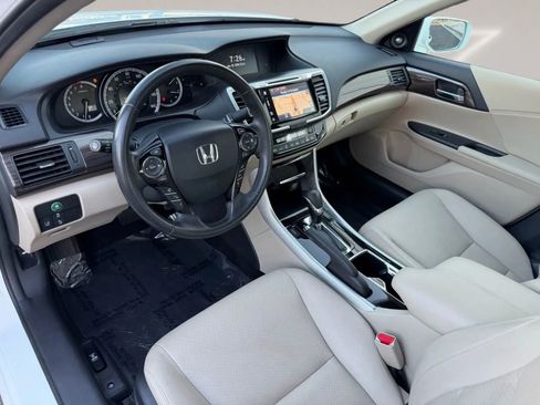 Used 2017 Honda Accord EX-L image 11