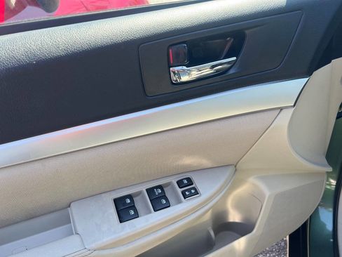 Used 2013 Subaru Outback 2.5i Premium image 17