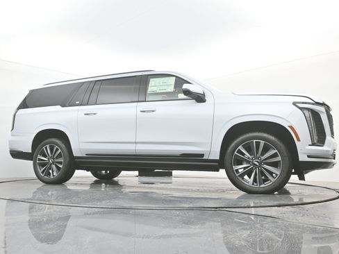 New 2026 Cadillac Escalade ESV Sport w/ Touring Package image 21