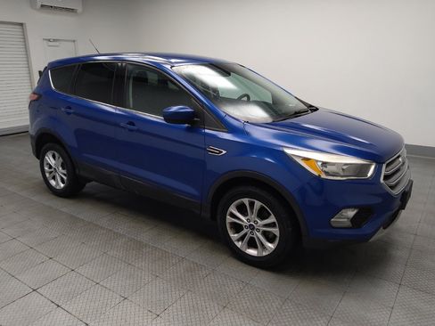 Used 2017 Ford Escape SE FWD image 11
