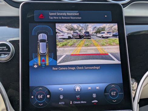 Used 2025 Mercedes-Benz GLC 300 image 22