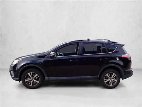 Used 2018 Toyota RAV4 XLE w/ Plus Extra Value Package AWD/4WD image 2