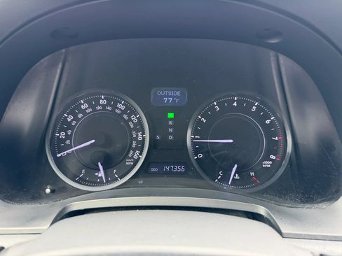 Used 2011 Lexus IS 250C w/ Luxury Pkg RWD image 21