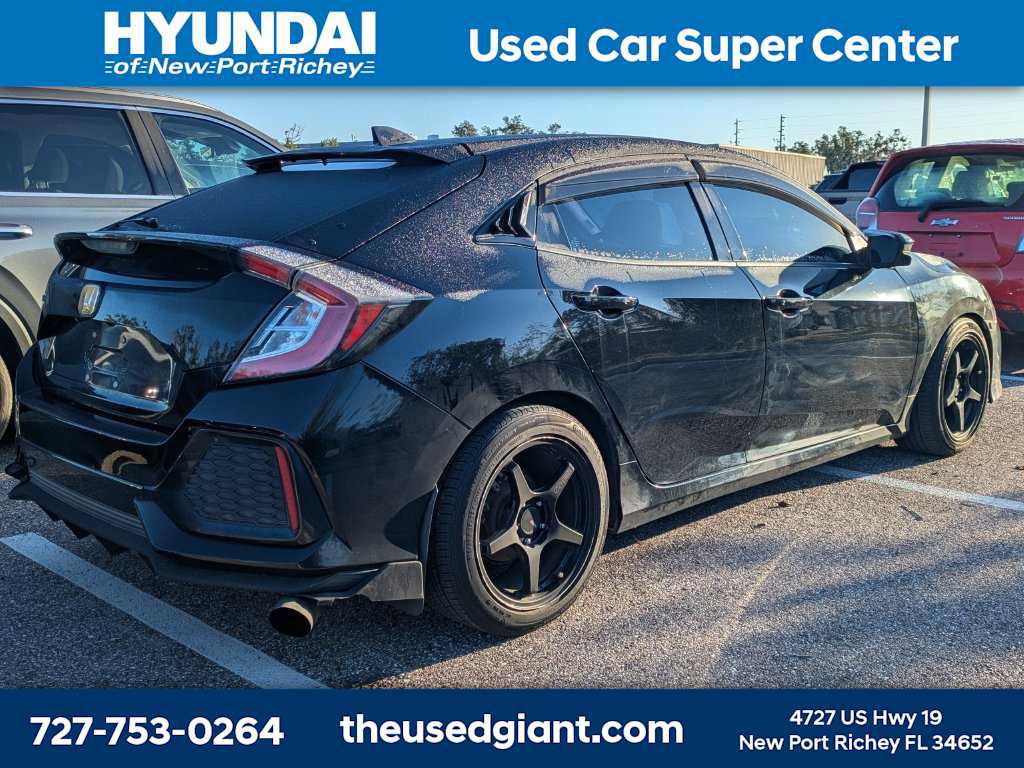 Used 2018 Honda Civic EX-L image 2