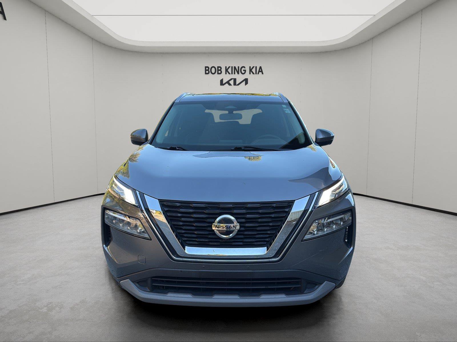 Used 2021 Nissan Rogue SV w/ Premium Package AWD/4WD image 8