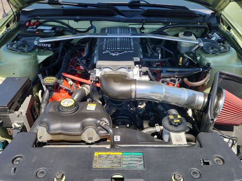 Used 2006 Ford Mustang GT Premium RWD image 10