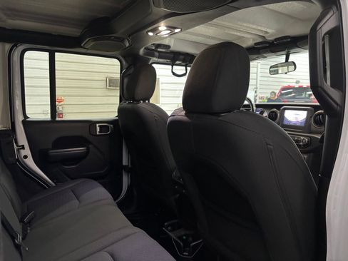 Used 2020 Jeep Wrangler Unlimited Sport S image 30