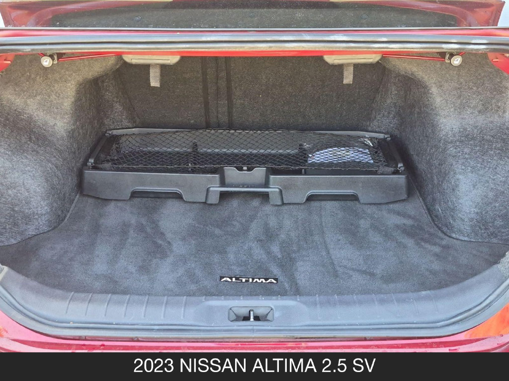 Used 2023 Nissan Altima 2.5 SV FWD image 23