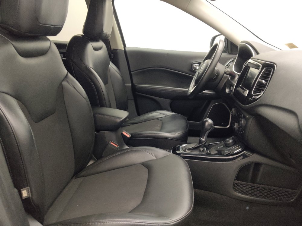 Used 2021 Jeep Compass Latitude w/ Sun and Sound Group AWD/4WD image 21